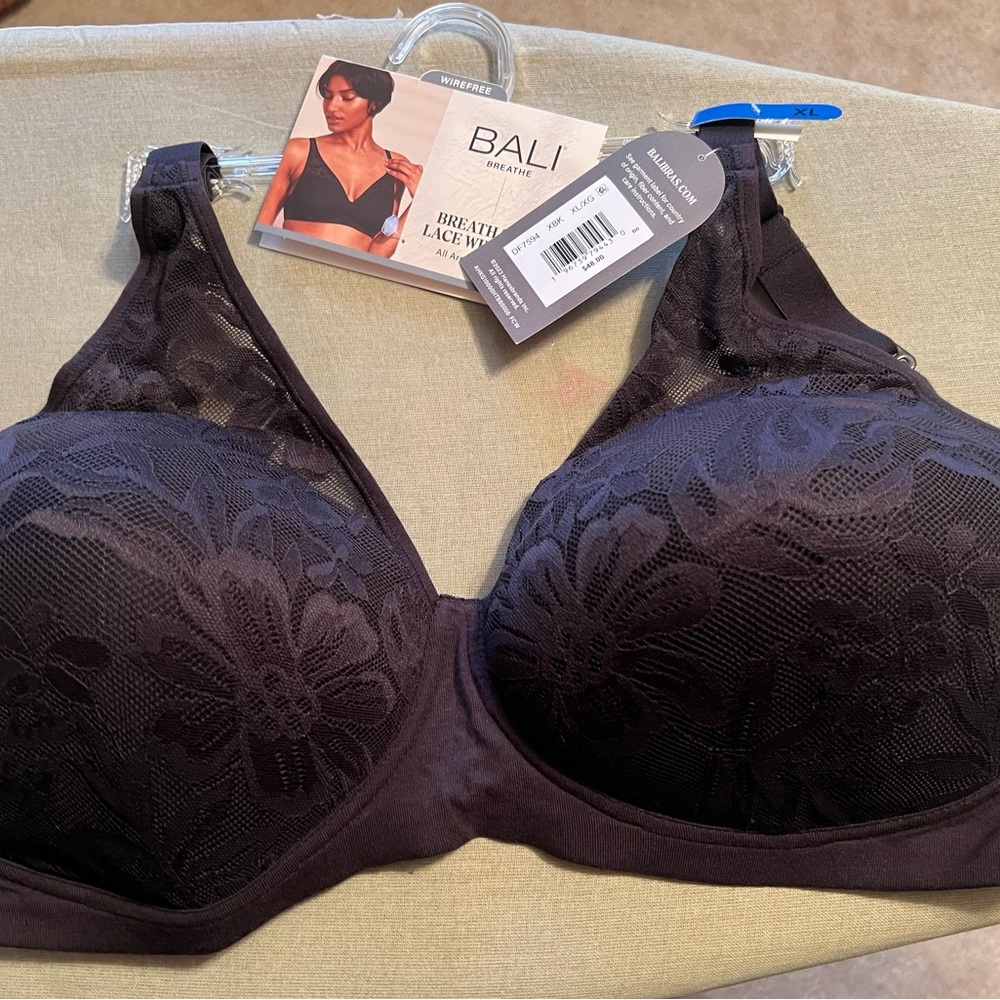 Bali Women's Black Lace Bra